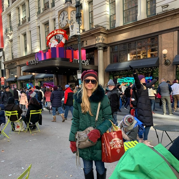 Meet your Posher, Alexandra - Picture 7 of 9